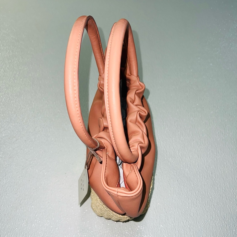 A New Day Pink Faux Leather Straw Tote Bag NWT - Picture 5 of 8